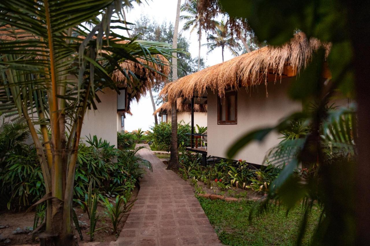 Anahata Retreat Beach Front Ashwem Goa Мандрем Екстер'єр фото